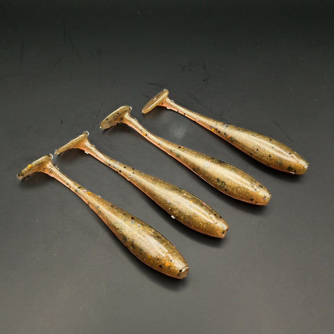 IMG20251115202334 Flick Tail - 7.6cm (6 pack)